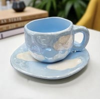 كوب كلاسيكي مع صحن