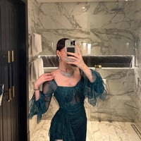 فستان دانتيل