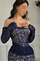 فستان سهره أوف شولدر مزين بالخرز لون كحلي