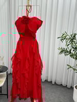 فستان ناعم ميدي أكتاف مكشوفة