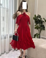 فستان ناعم ميدي أكتاف مكشوفة