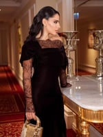 فستان ناعم انيق بأكمام دانتيل