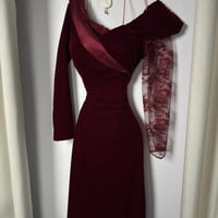 فستان سهرة مخمل أنيق شتوي