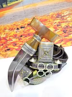 خنجر معدن راس شبيه الزراف