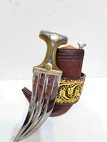 جنبيه صنعاني شبيه الزراف