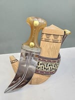 جنبيه مشرقي شبيه الزراف