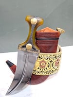 صنعاني وتر شبيه الزراف