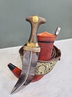 جنبيه شبيه الزراف