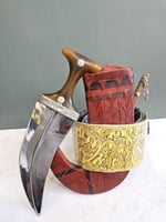 جنبيه صنعاني شبيه الزراف