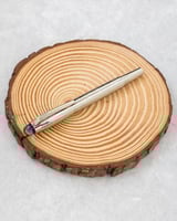 يوفر تجربة كتابة مريحة بفضل تصميمه