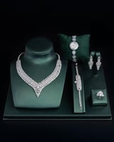 طقم لإطلالتك في المناسبات يجذب الأنظار اليك