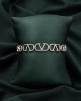 اسوارة استيل باللون الفضي