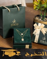 تعليقة ناعمة لتكتمل طلتك المسائية بأناقة