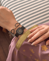 ساعة وإسواره عملية باللون الاسود