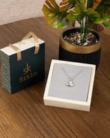 تعليقة نسائية لتكمل أي إطلالة راقية