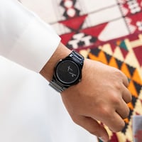 ساعة استيل باللون الاسود