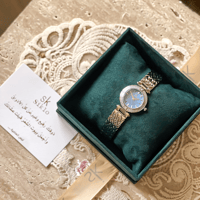 الساعة الاستيل النسائية ذات التفاصيل المميزة لإطلا...