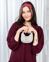 تمنحك ثقة وأناقة تدوم لطفلتك بحجم ميني