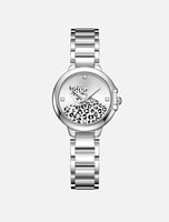 ساعة بتفاصيل دقيقة تمنحك لمعاناً يخطف الأنظار