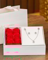 هدية تمثل لحظة فرح