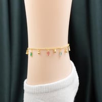 خلخال نسائي باللون الذهبي