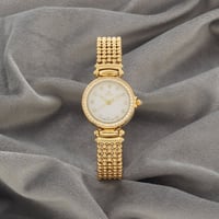 ساعة نسائية باللون الذهبي ميناء ابيض