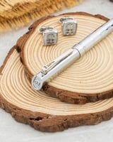 طقم بتصميم عصري وملفت