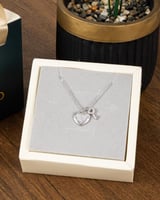 تعليقة نسائية بأسلوب عصري