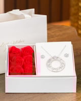 طقم نسائي ليكتمل جمال هديتك