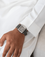 كلاسيك جلد فضي رصاصي