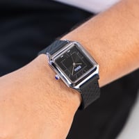 مغناطيس ربل باللون الاسود