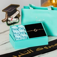 اضيفي لمسة أنثويه راقية الى طلتك مع هذا الاسوارة