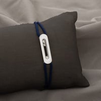 اسوارة سيكلو استيل الخيط باللون الكحلي صيحة صاخبة...