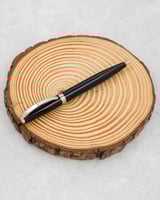 مناسب للاستخدام الرسمي واليومي