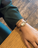 ساعة عصرية فن هندسي راقي