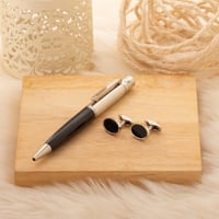 قلم وكبك باللون الاسود والفضي تفرد لايتكرر