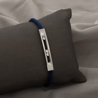 اسوارة سيكلو استيل الخيط باللون الكحلي اطلالة انيق...