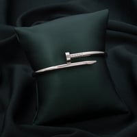 اسوارة مسمار استيل فضي صيحة صاخبة لاتنتهي s