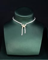 فصوص زركون لامعة تمنحك بريقًا يشبه الألماس