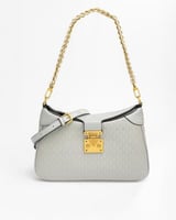 شنطة باللون الرصاصي حجم وسط