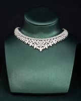 الطقم الفاخر والفصوص الزركون دقة الماس باللون الفض...