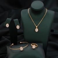 طقم أطفال باللونين الذهبي والفضي