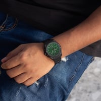 ساعة رجالية استيل باللون الاسود ميناء اخضر