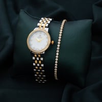 زيني معصمك بأجمل ساعة واسوارة باللون الفضي والذهبي...