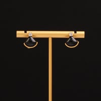 حلق نسائي تصميم متميز