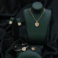 طقم أطفال 4 قطع باللون الذهبي