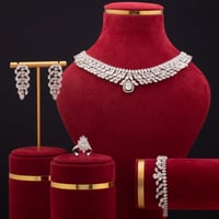 طقم زركون 4 قطع تصميم براق