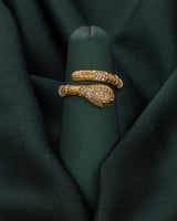 خاتم من أحجاراً المتعددة الأوجه ومتعدد المقاس تشع...