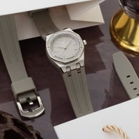 ساعة نسائية ربل فصوص زركون باللون الرصاصي ميناء رص...