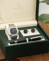 طقم رجالي بنسيج الانعكاس المتفرد